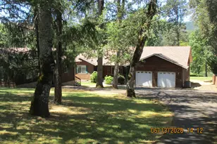 2635 Whistlers Park Rd, Roseburg, OR 97470 - Photo 2