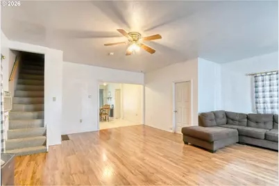 323 E Van Buren St, Athena, OR 97813 - Photo 4