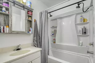 323 E Van Buren St, Athena, OR 97813 - Photo 16