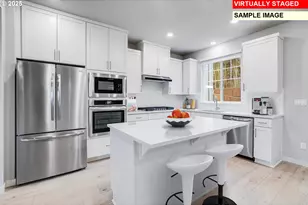 12238 SW Bittern Ter, Beaverton, OR 97007 - Photo 2