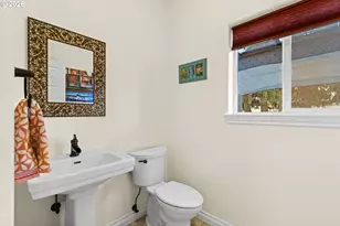 2922 Walnut Ct, Hubbard, OR 97032 - Photo 14