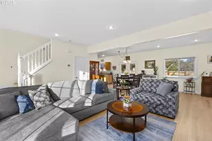 2922 Walnut Ct, Hubbard, OR 97032 - Photo 6