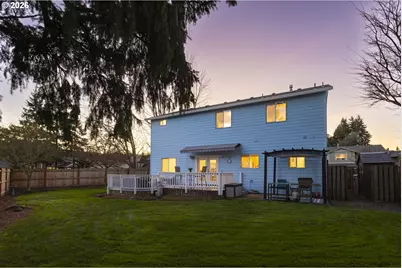 2922 Walnut Ct, Hubbard, OR 97032 - Photo 36