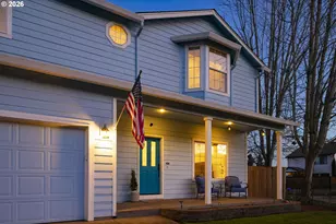 2922 Walnut Ct, Hubbard, OR 97032 - Photo 2