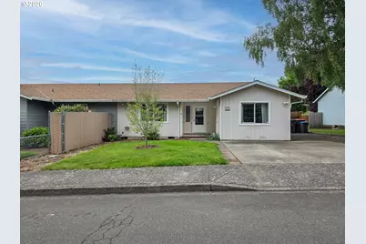 225 SW Fleishauer Ln, McMinnville, OR 97128 - Photo 2