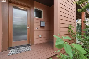 1051 N Fremont St, Portland, OR 97227 - Photo 40