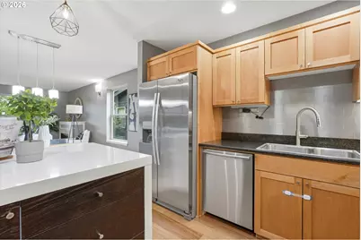 1051 N Fremont St, Portland, OR 97227 - Photo 24