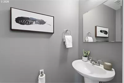 1051 N Fremont St, Portland, OR 97227 - Photo 40