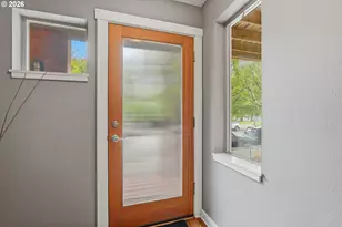 1051 N Fremont St, Portland, OR 97227 - Photo 4