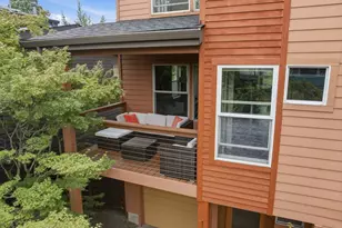 1051 N Fremont St, Portland, OR 97227 - Photo 2