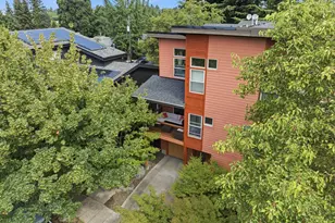 1051 N Fremont St, Portland, OR 97227 - Photo 2