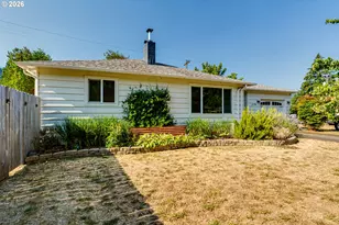 47776 W 2nd St, Oakridge, OR 97463 - Photo 2
