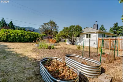 47776 W 2nd St, Oakridge, OR 97463 - Photo 36