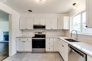 47776 W 2nd St, Oakridge, OR 97463 - Photo 12