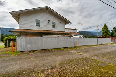 48251/48247 E Commercial St, Oakridge, OR 97463 - Photo 38