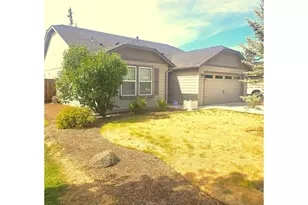 3176 SW Evergreen Ave, Redmond, OR 97756 - Photo 2