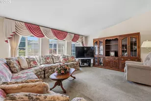 17728 NW Shady Fir Loop, Beaverton, OR 97006 - Photo 8