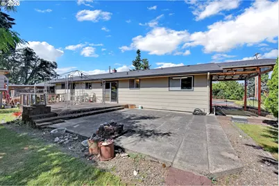 444 N 1st St, Creswell, OR 97426 - Photo 4