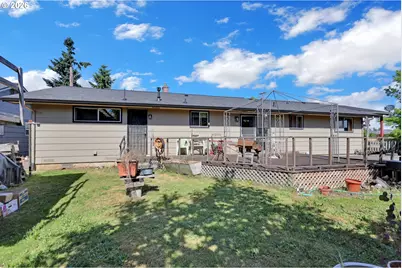 444 N 1st St, Creswell, OR 97426 - Photo 34