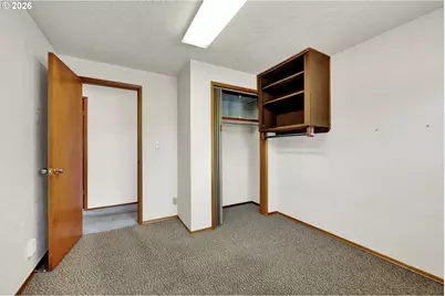 444 N 1st St, Creswell, OR 97426 - Photo 30