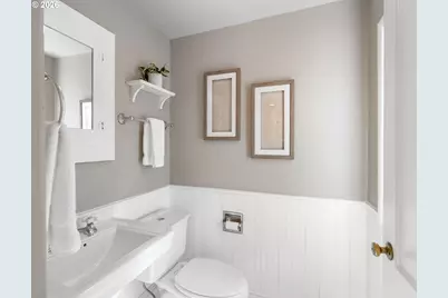 2414 NE 19th Ave, Portland, OR 97212 - Photo 24