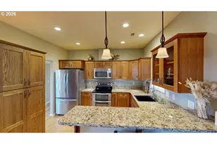 7200 Vista Ridge Dr, Brookings, OR 97415 - Photo 16