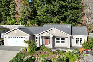 7200 Vista Ridge Dr, Brookings, OR 97415 - Photo 2