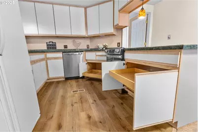 1600 E Rhododendron Dr #29, Florence, OR 97439 - Photo 10