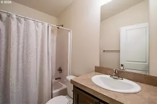 612 N Cascade Dr, Woodburn, OR 97071 - Photo 26