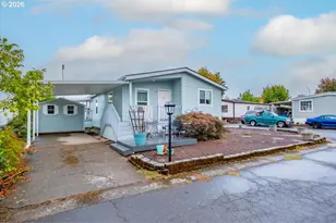 612 N Cascade Dr, Woodburn, OR 97071 - Photo 2