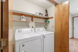 2211 NE 156th Ave, Portland, OR 97230 - Photo 18
