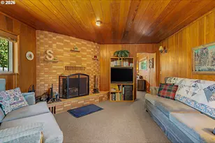 1016 NE 10th Ave, Hillsboro, OR 97124 - Photo 14