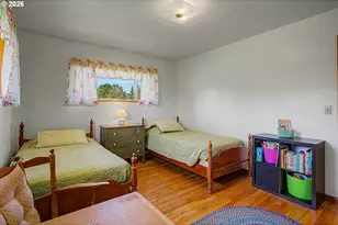 1016 NE 10th Ave, Hillsboro, OR 97124 - Photo 22