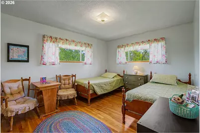 1016 NE 10th Ave, Hillsboro, OR 97124 - Photo 20
