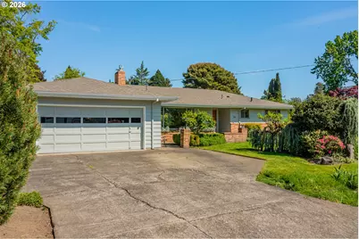 1016 NE 10th Ave, Hillsboro, OR 97124 - Photo 2