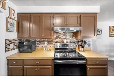 2439 A St, Forest Grove, OR 97116 - Photo 12