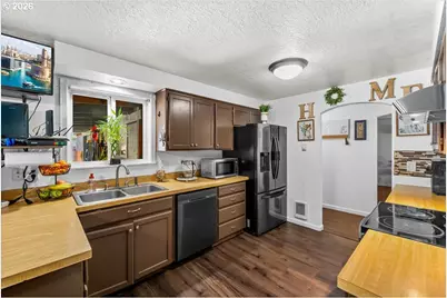 2439 A St, Forest Grove, OR 97116 - Photo 14