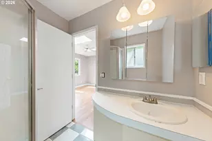 1025 N 3rd St, Woodburn, OR 97071 - Photo 26
