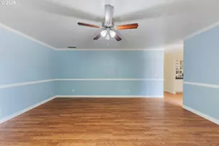 1025 N 3rd St, Woodburn, OR 97071 - Photo 6