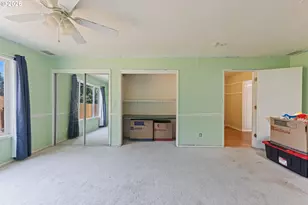 1025 N 3rd St, Woodburn, OR 97071 - Photo 28