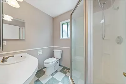 1025 N 3rd St, Woodburn, OR 97071 - Photo 24