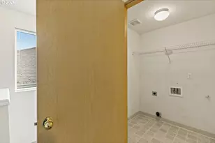 9700 NE 26th Pl, Vancouver, WA 98665 - Photo 36