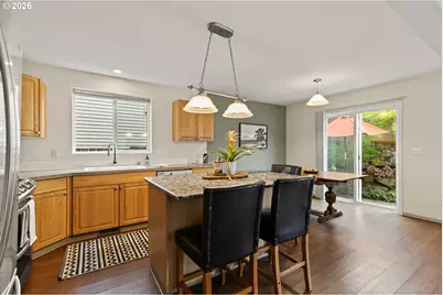 9700 NE 26th Pl, Vancouver, WA 98665 - Photo 8