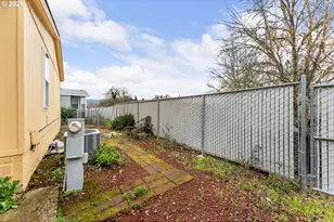 111 River Ridge Ave, Roseburg, OR 97471 - Photo 26