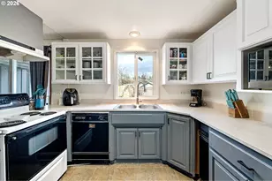 1532 E Chamberlain Ave, Cottage Grove, OR 97424 - Photo 18