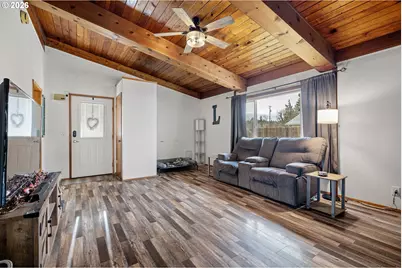 1532 E Chamberlain Ave, Cottage Grove, OR 97424 - Photo 12