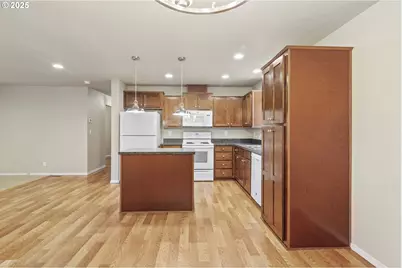 2980 NE Division St #27, Gresham, OR 97030 - Photo 18