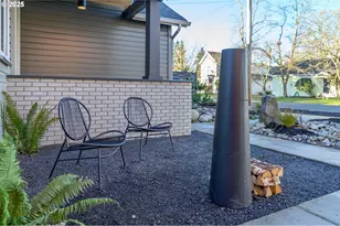 326 NE 8th St, McMinnville, OR 97128 - Photo 38