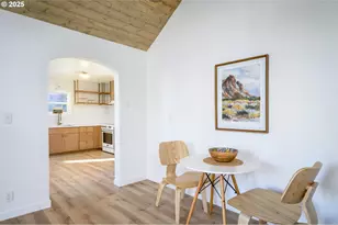 326 NE 8th St, McMinnville, OR 97128 - Photo 18