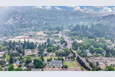 12239 SE Ashley St, Clackamas, OR 97015 - Photo 46